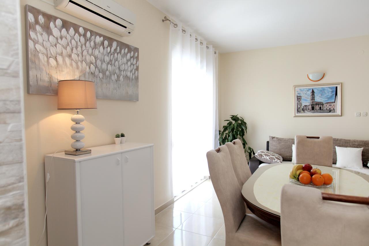 Apartment Carmen Trogir Exteriör bild